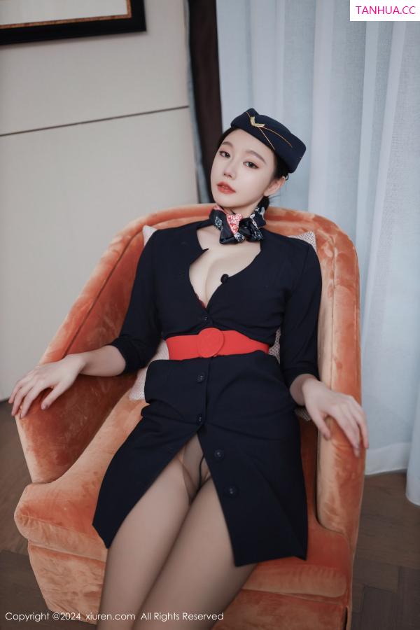 安然Maleah  [XiuRen]高清写真图 2024.07.30 No.8942 安然anran 黑丝美腿第12张图片